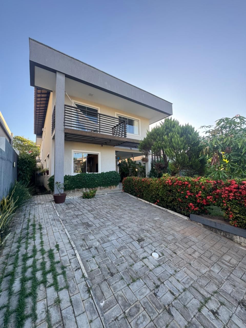 Casa Alto Padrão Reformada à Venda | Lauro de Freitas