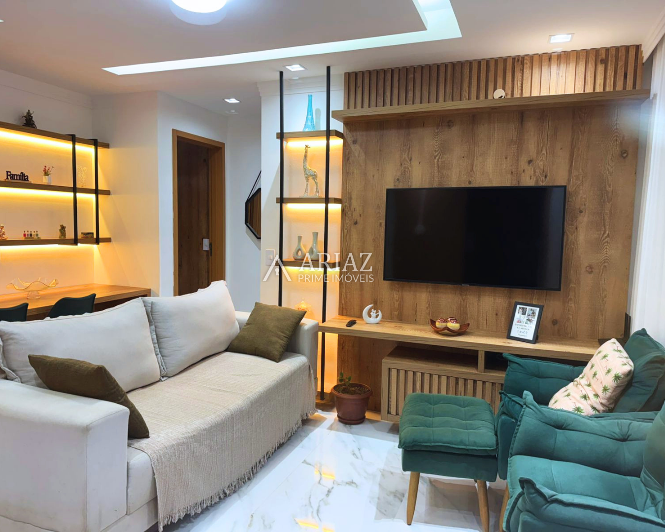 Apartamento Tipo Village à Venda em Buraquinho | 400 metros da Praia | Porteira Fechada de Alto Padrão