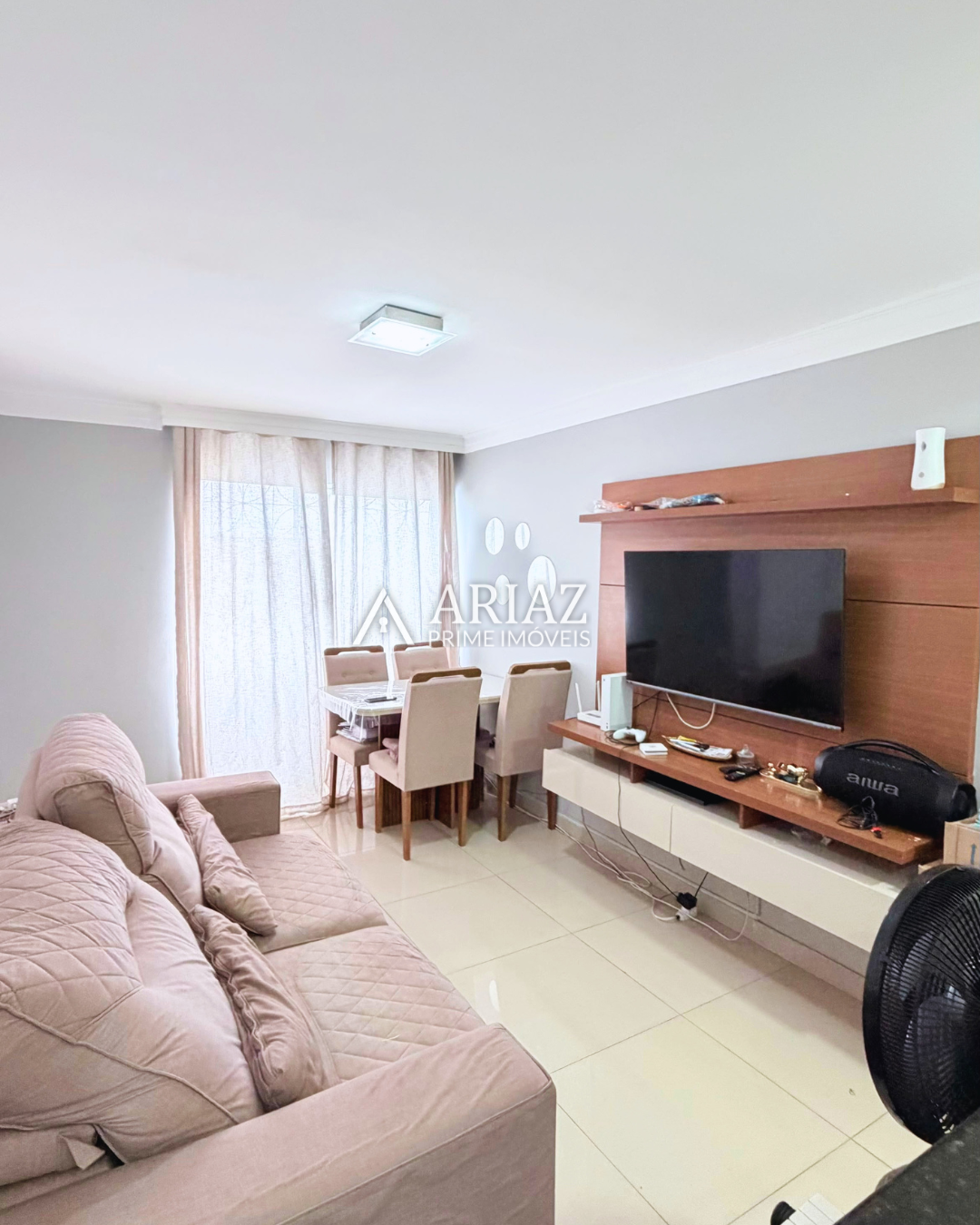 Apartamento 2/4 com Dependência | Reformado | Vale dos Lagos – Salvador